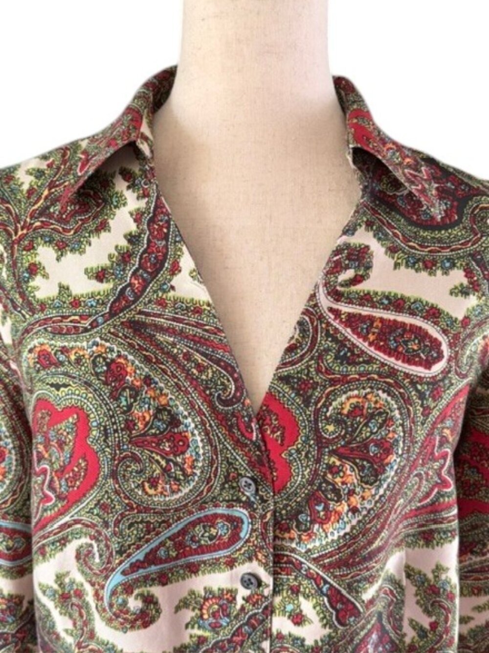 Talbots Women’s 100% Silk Blouse Paisley Print Button Front Collar V-Neck 14 EUC - Picture 6 of 16
